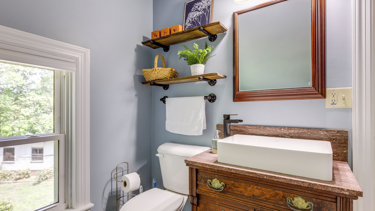 Photo of Bathroom in New Trenton