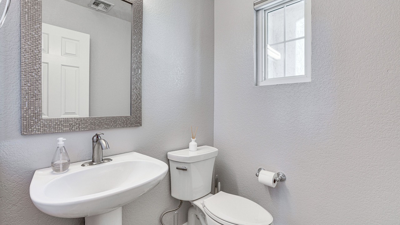 Photo of Bathroom in South Mountain