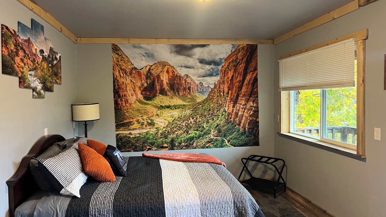 Photo of Bedroom in Sevier