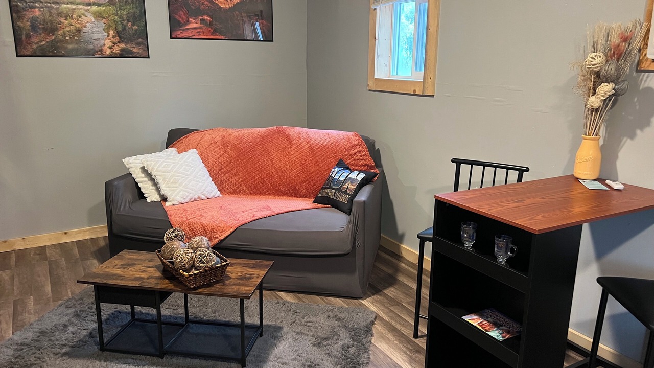 Photo of Livingroom in Sevier