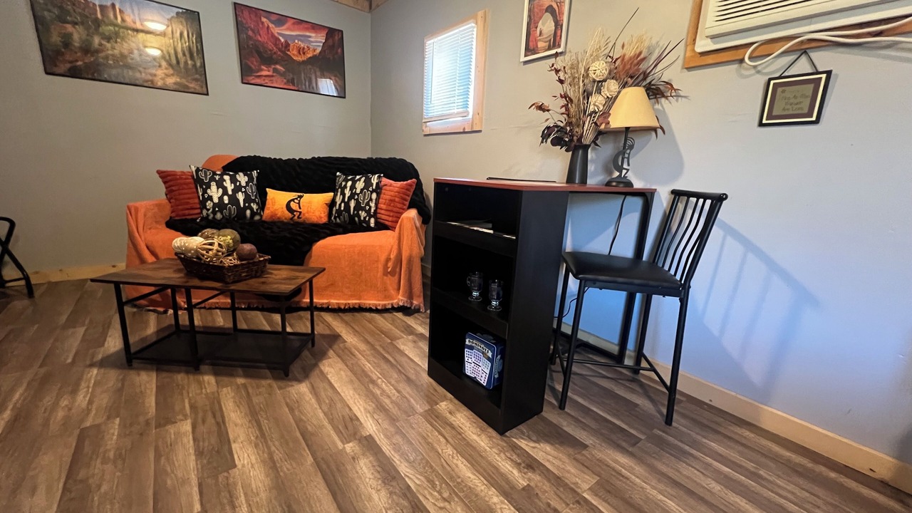 Photo of Livingroom in Sevier