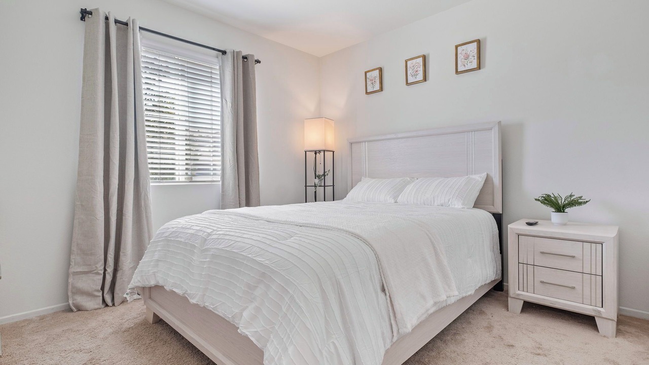 Photo of Bedroom in Victorville