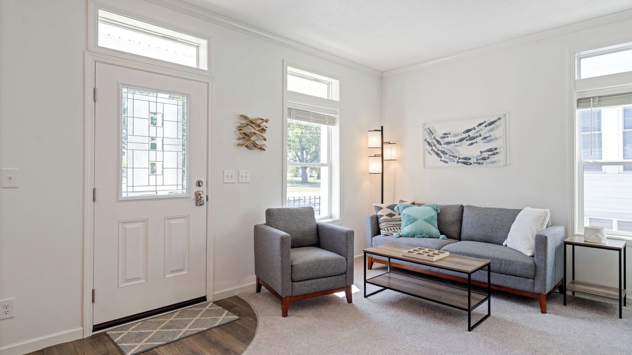 Photo of Livingroom in Port Clinton