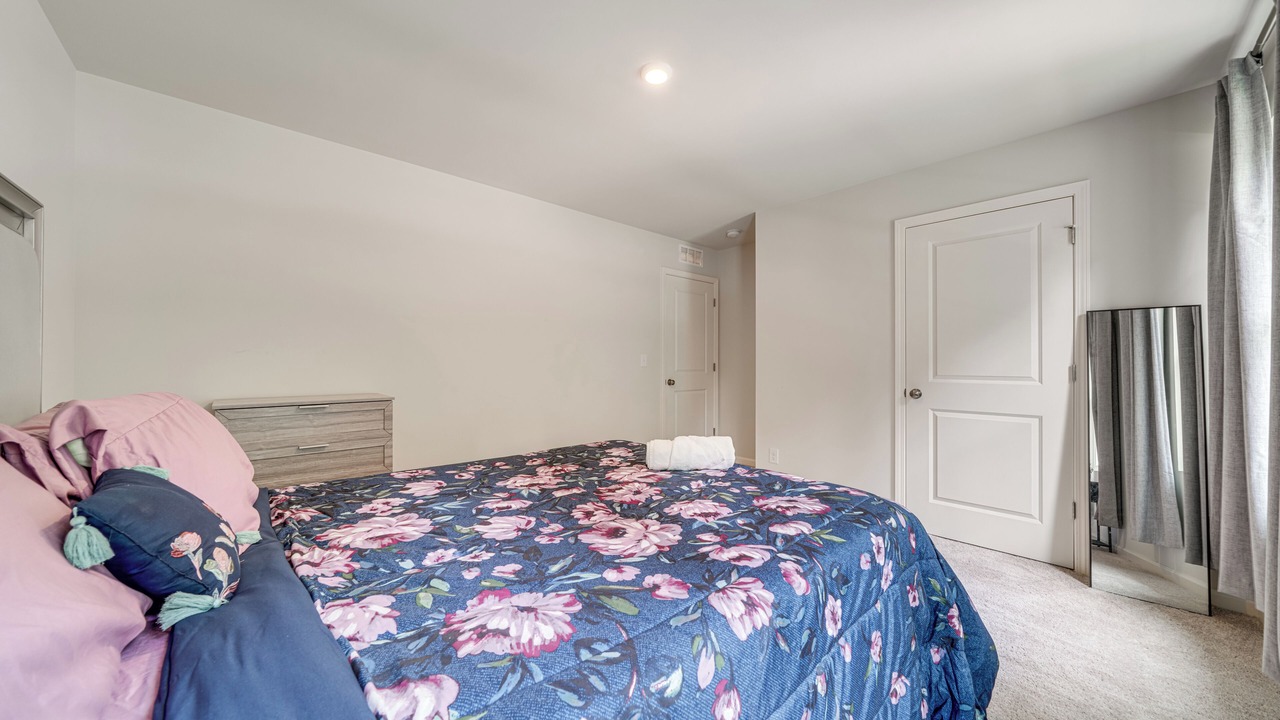 Photo of Bedroom in Shepherdsville