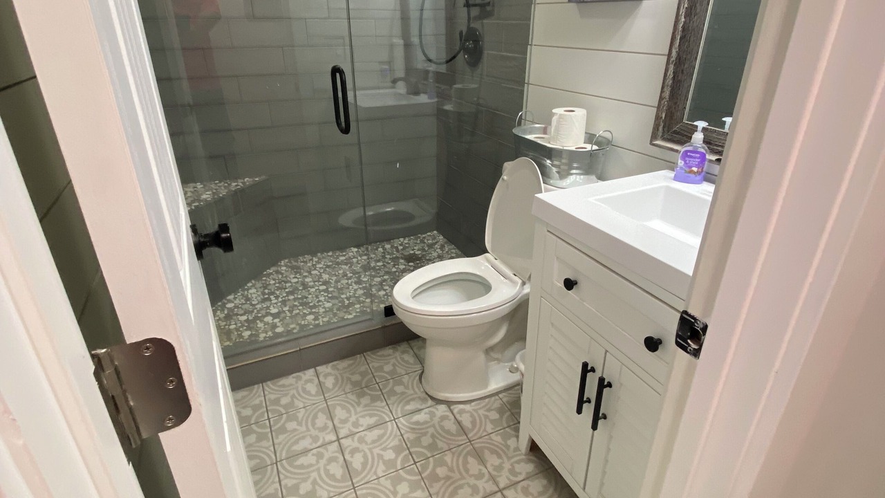 Photo of Bathroom in Lynndyl