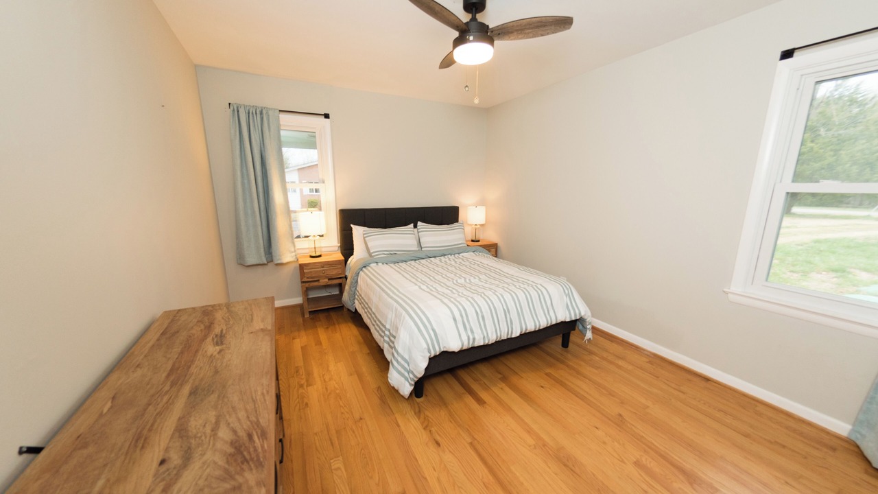 Photo of Bedroom in Hollywood