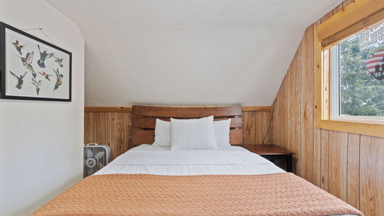 Photo of Bedroom in Meadow View Heights