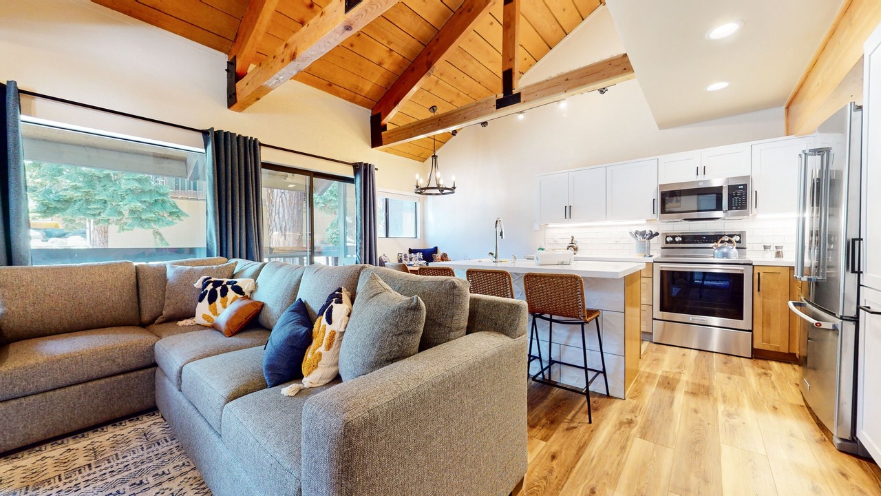 Photo of Bedroom in Majestic Pines