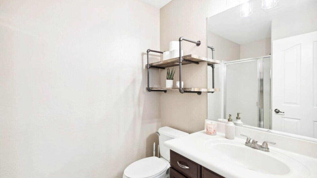 Photo of Bathroom in Del Rio Ranch