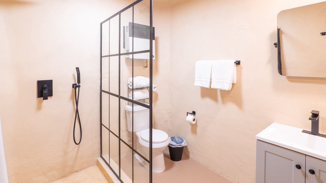 Photo of Bathroom in Beryl Junction
