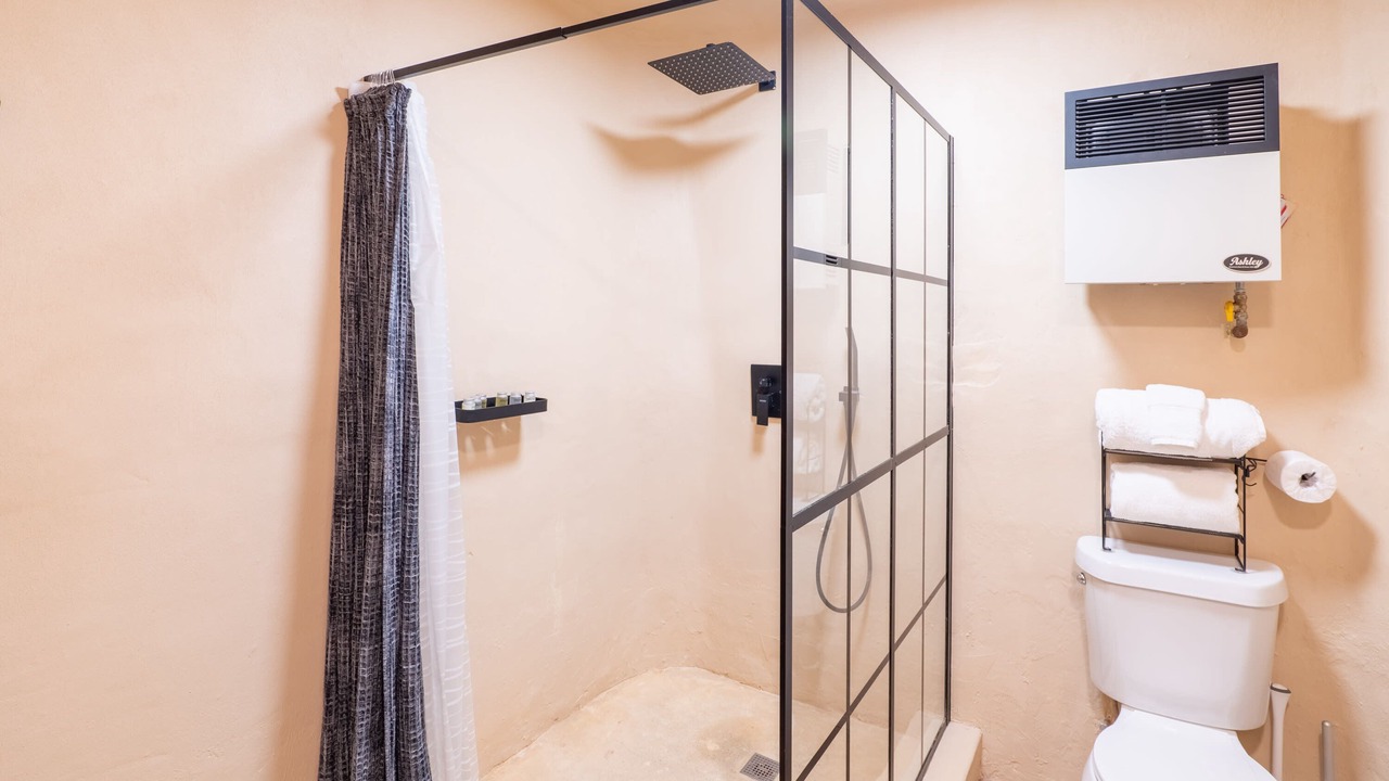 Photo of Bathroom in Beryl Junction