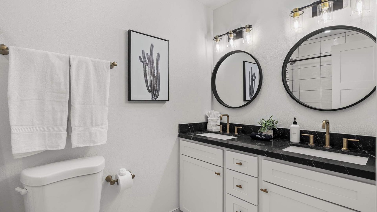 Photo of Bathroom in Pointe Scottsdale