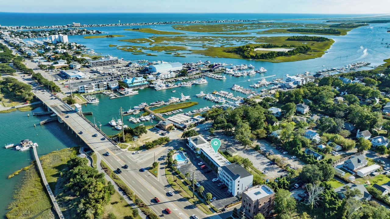 Photo of Others in Airlie