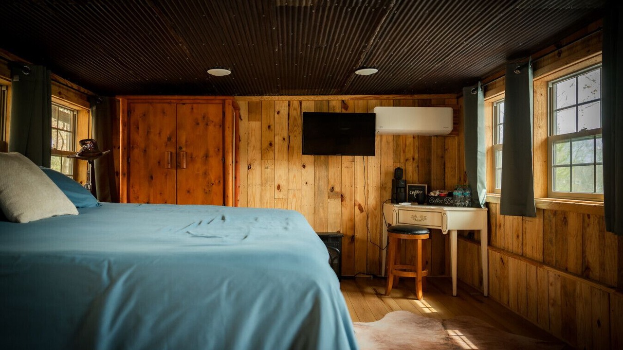 Photo of Bedroom in Martinsville