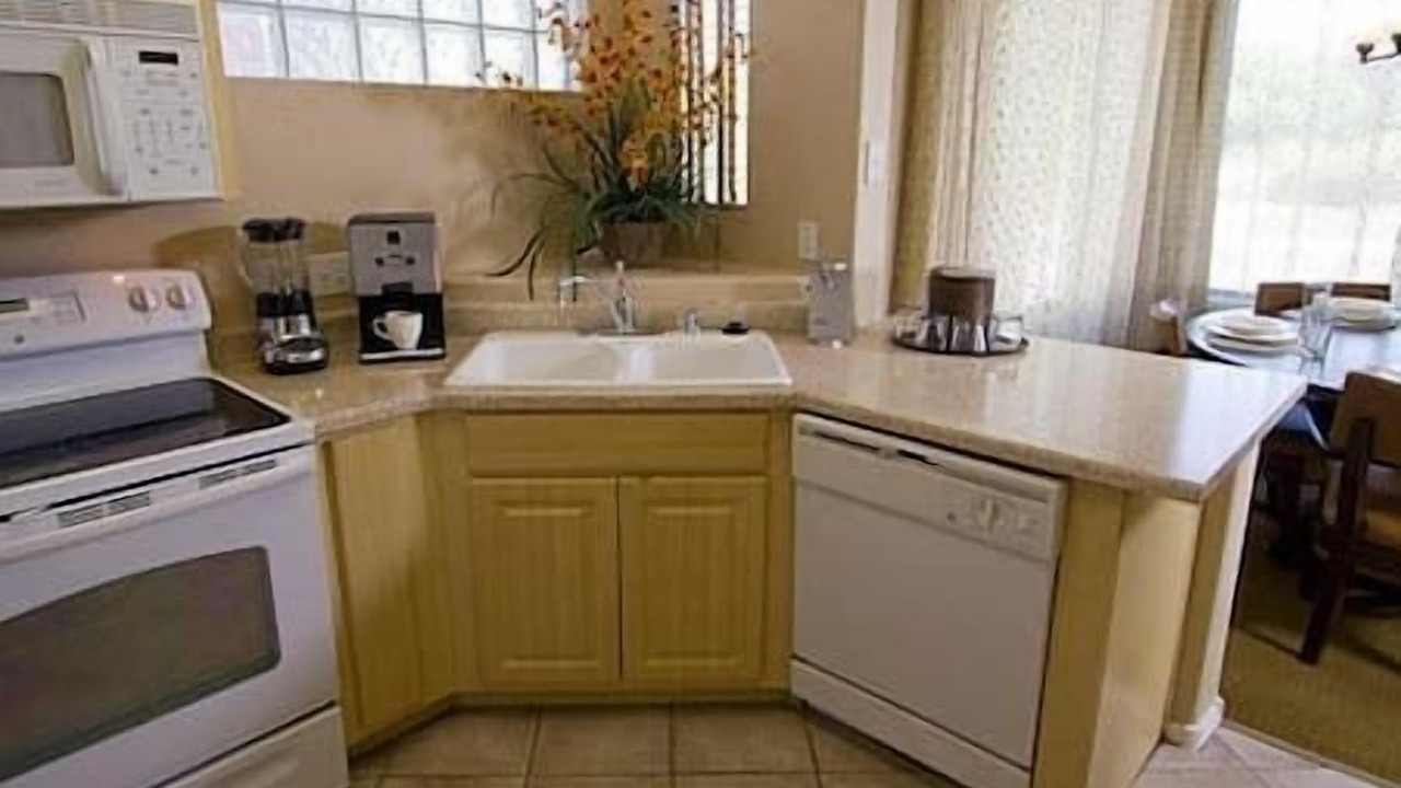 Photo of Kitchen in Scottsdale Links