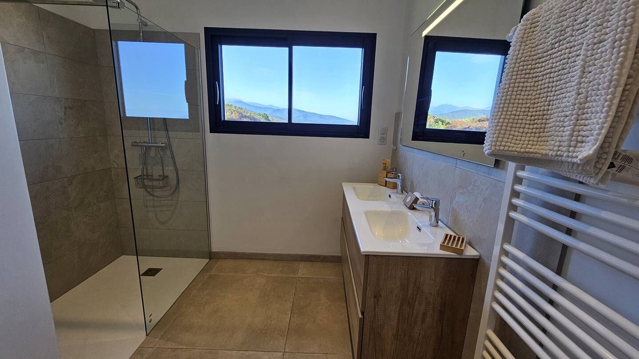 Photo of Bathroom in Solenzara