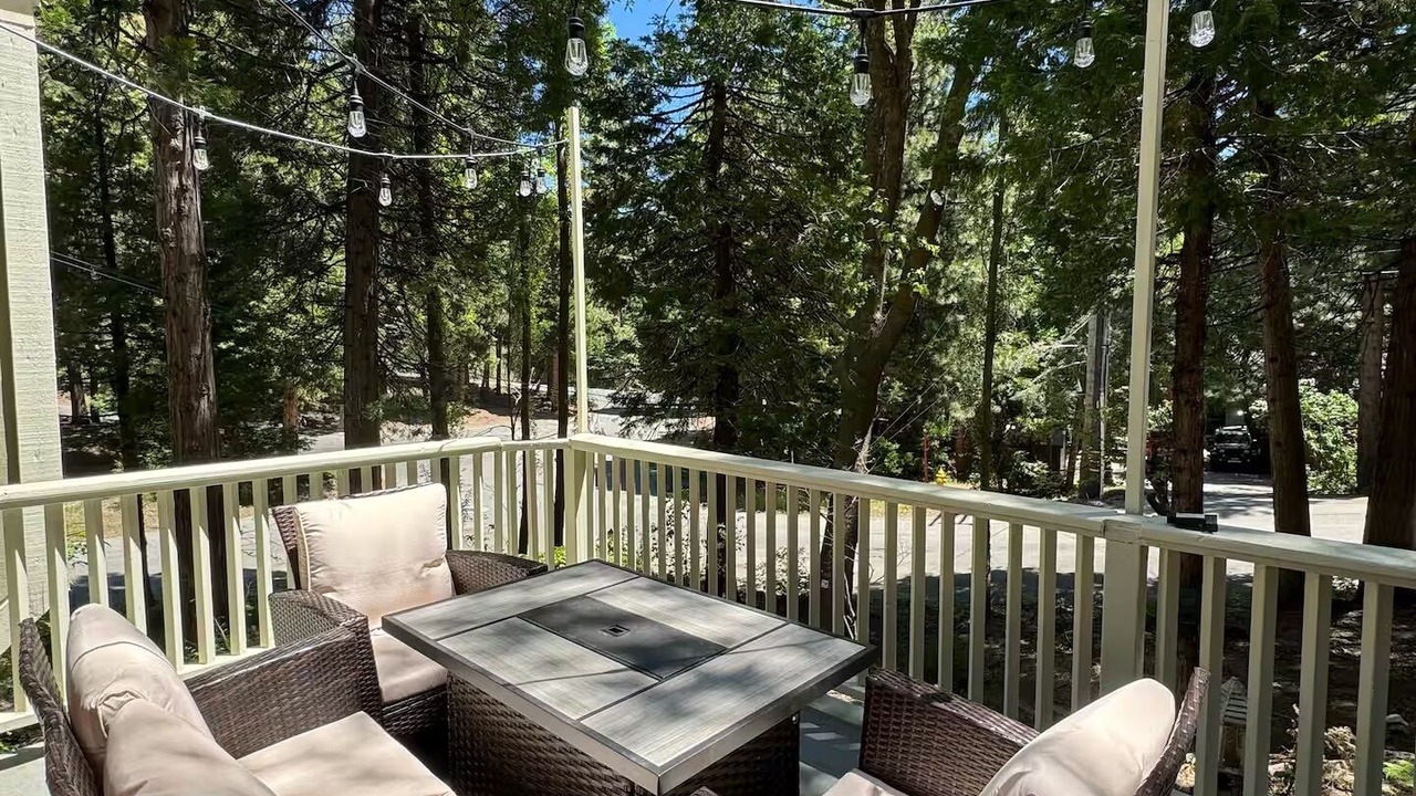 Photo of Outdoor in Blue Jay