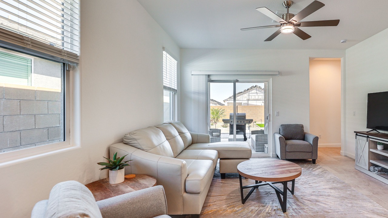 Photo of Livingroom in Maricopa