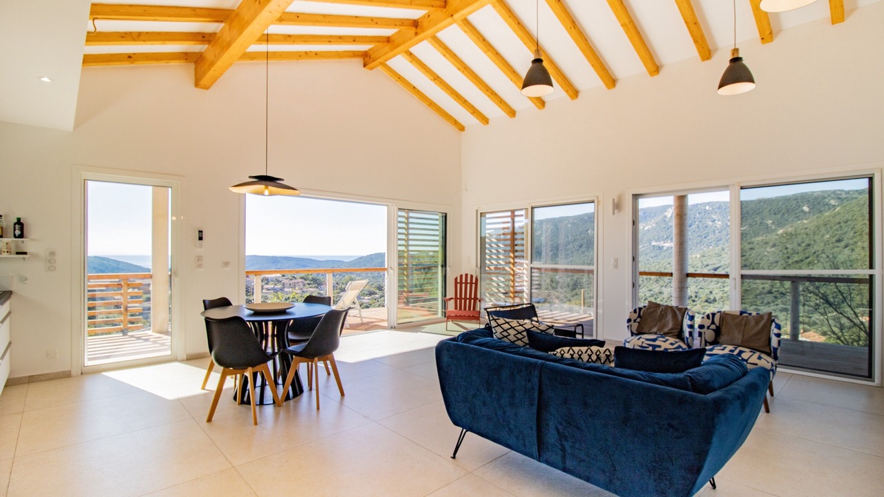 Photo of Livingroom in Monacia-d'Aullene