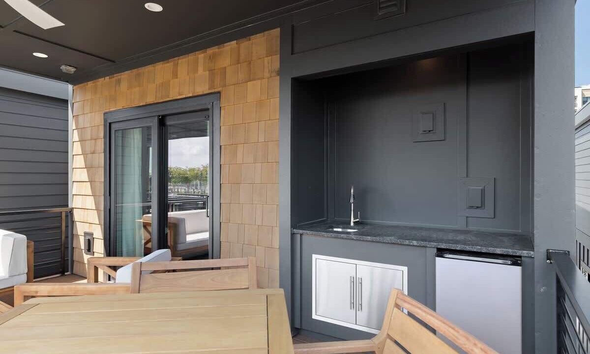 Photo of Outdoor in River District