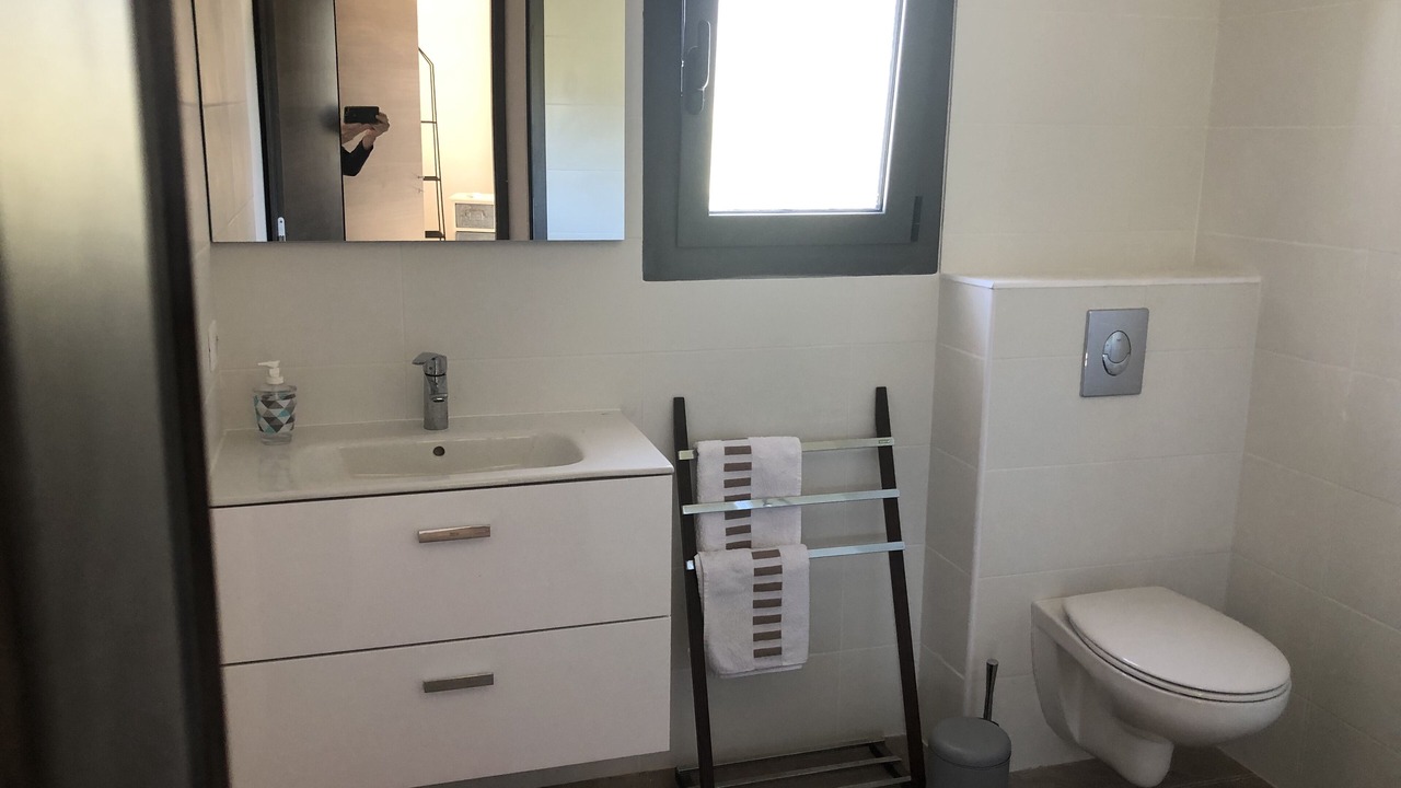 Photo of Bathroom in Ville-di-Paraso