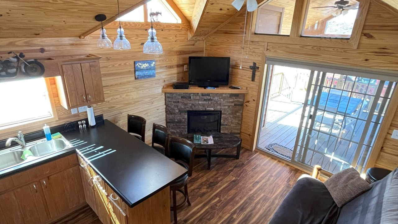 Photo of Livingroom in Mammoth Creek