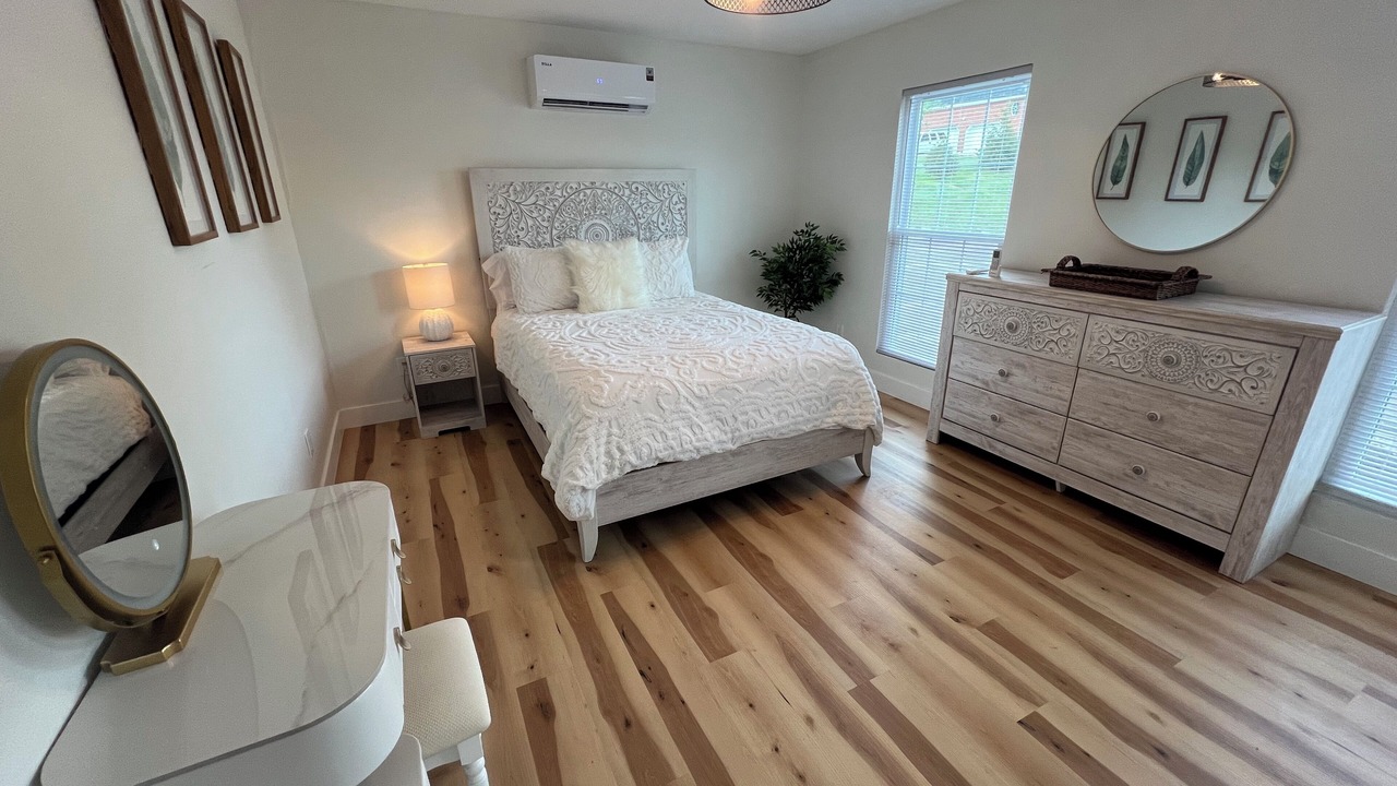 Photo of Bedroom in Teays Valley