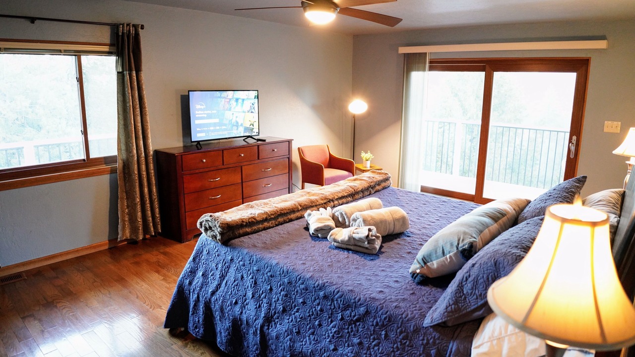 Photo of Bedroom in Oakhurst