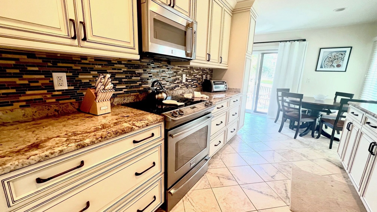 Photo of Kitchen in Spinnaker Beachhouses