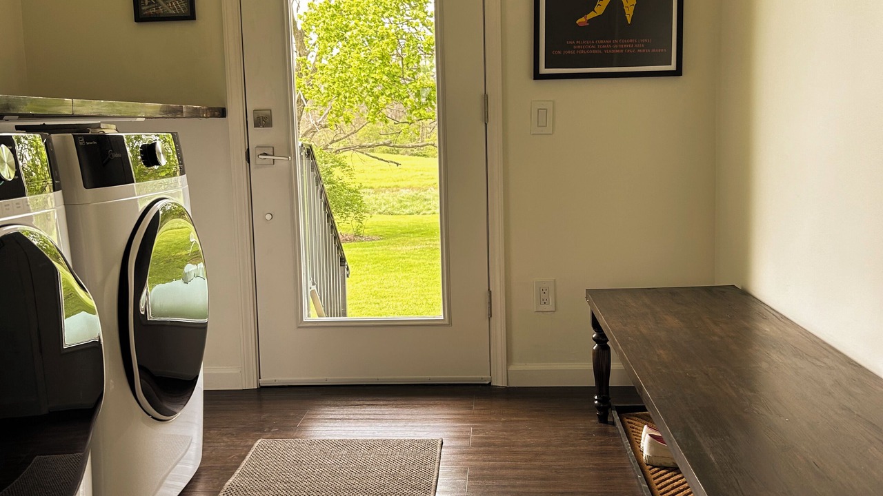 Photo of Bedroom in Alexandria