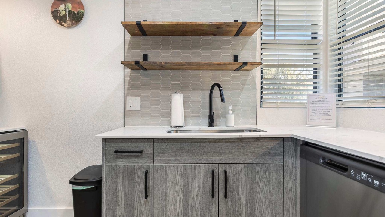 Photo of Bathroom in Desert Paradise Estates