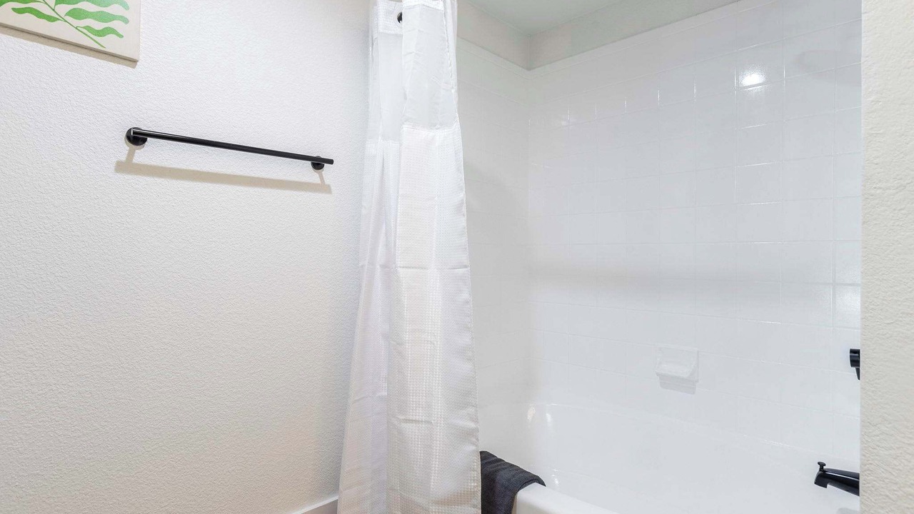 Photo of Bathroom in Desert Paradise Estates
