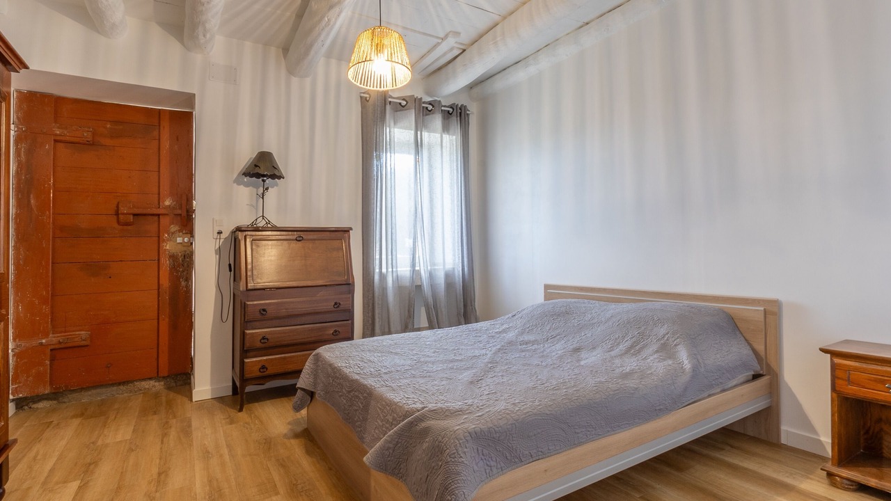 Photo of Bedroom in Figari