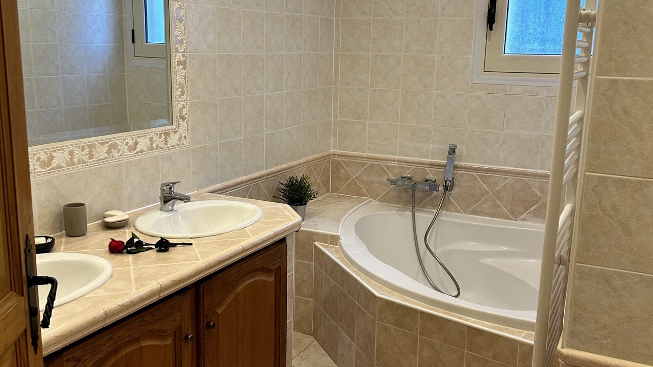 Photo of Bathroom in Furiani