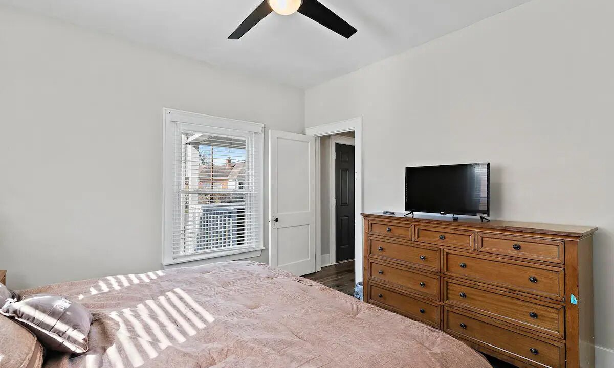 Photo of Bedroom in Carrollton