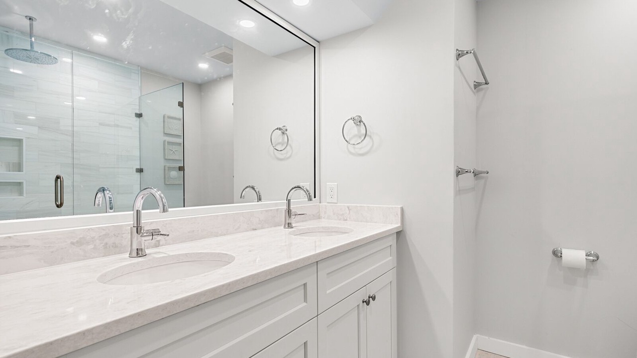Photo of Bathroom in West Beach Village
