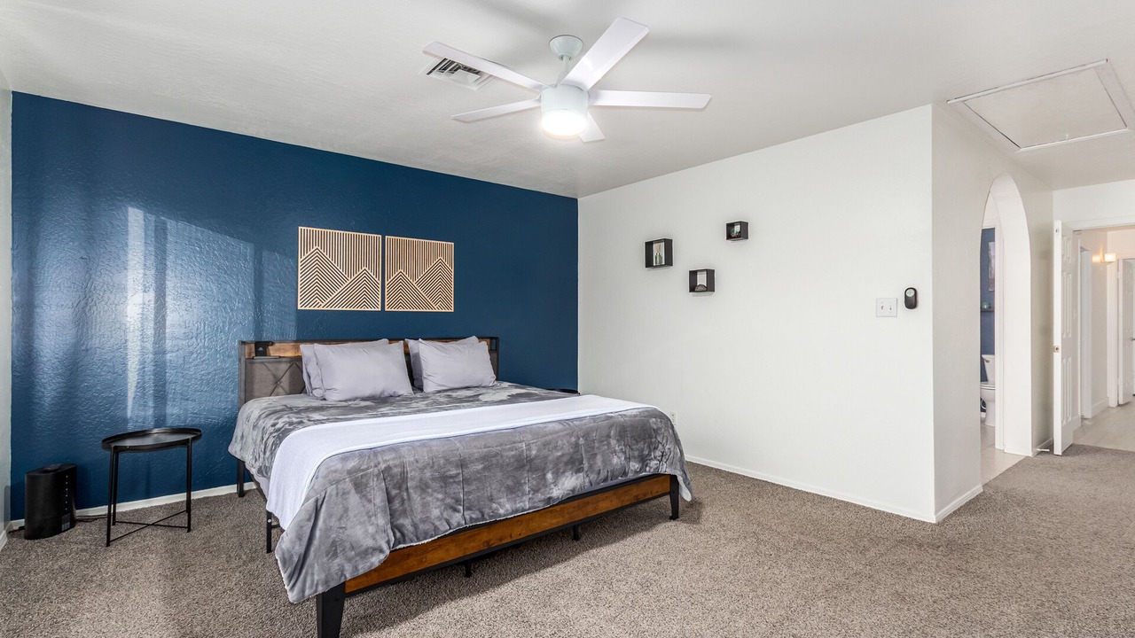 Photo of Bedroom in Alta Mesa Community Association