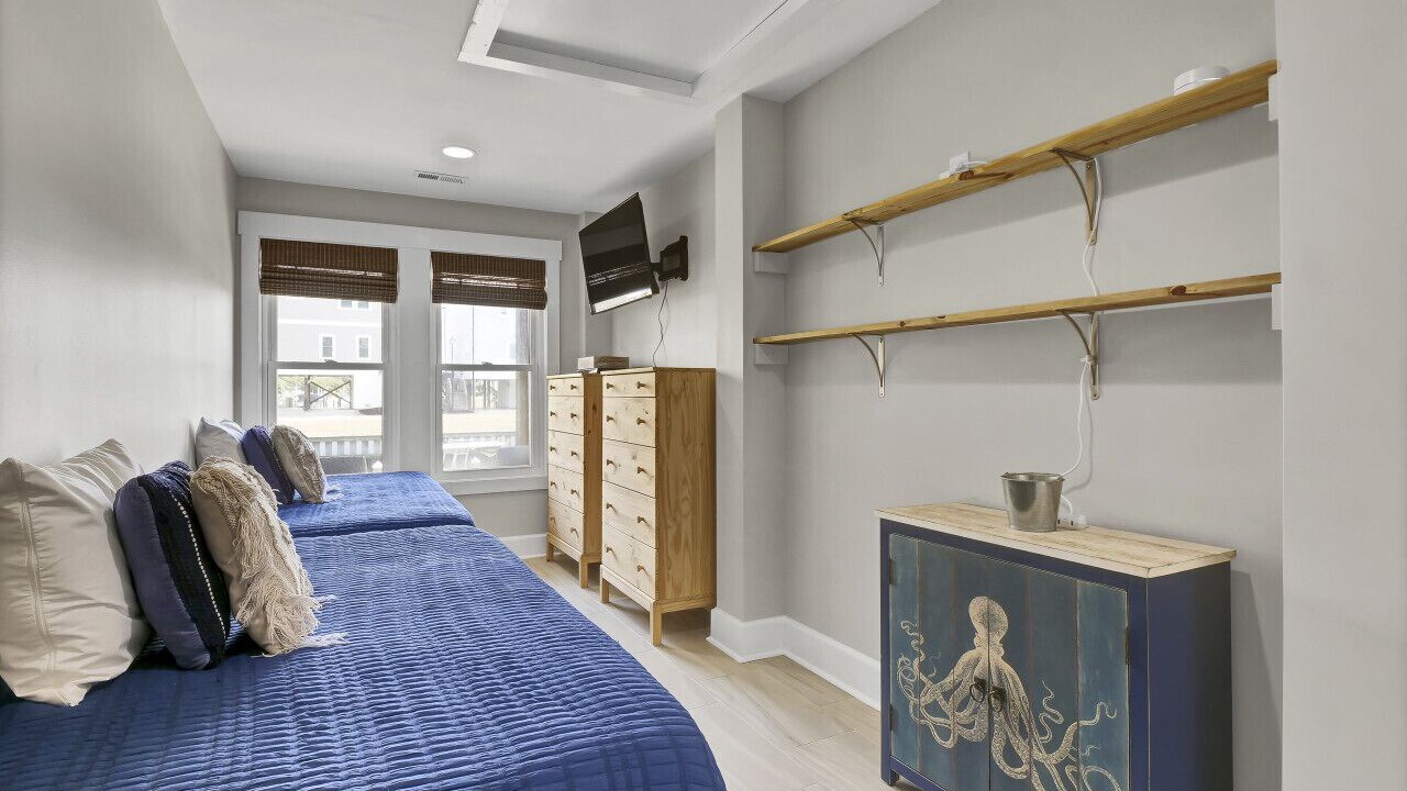 Photo of Bedroom in Topsail Beach