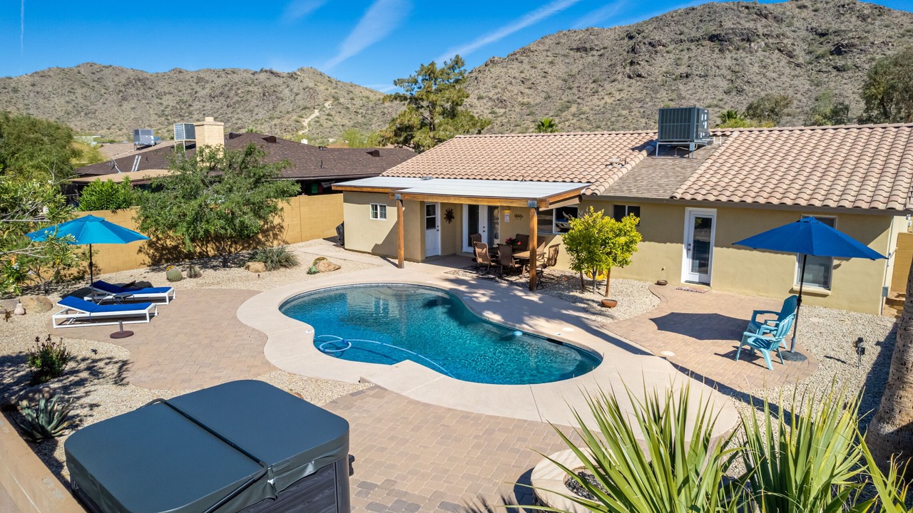 Photo of Outdoor in Desert Foothills Estates