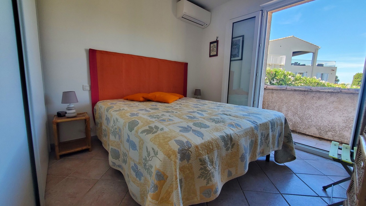 Photo of Bedroom in Marine de Saint Ambroggio