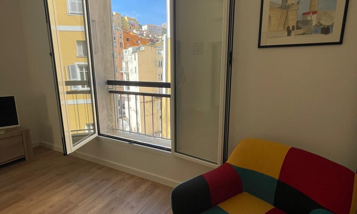 Photo of Livingroom in Bastia