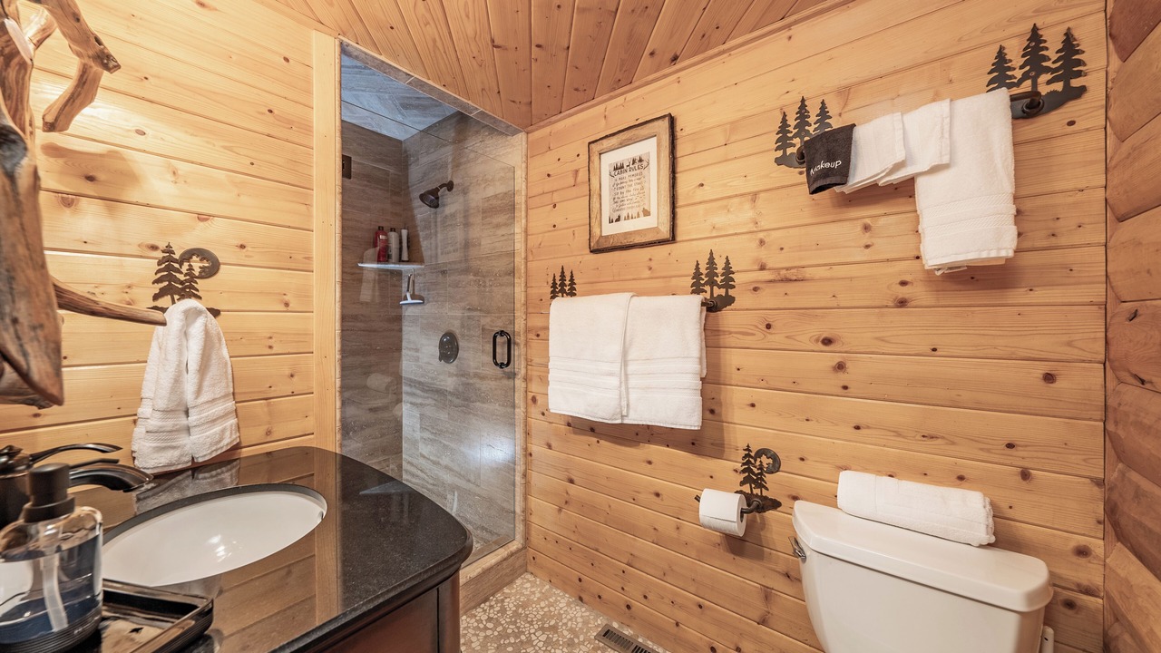 Photo of Bathroom in Sierra Cedars