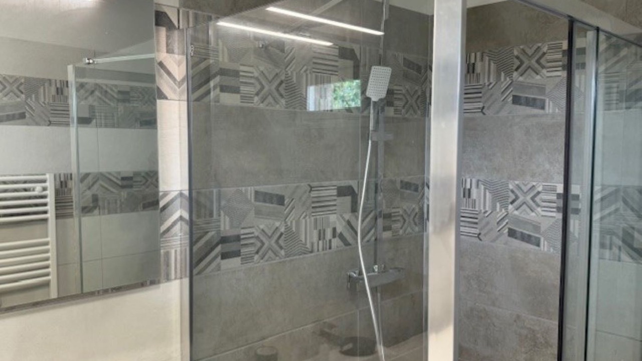 Photo of Bathroom in Serra-di-Fiumorbo