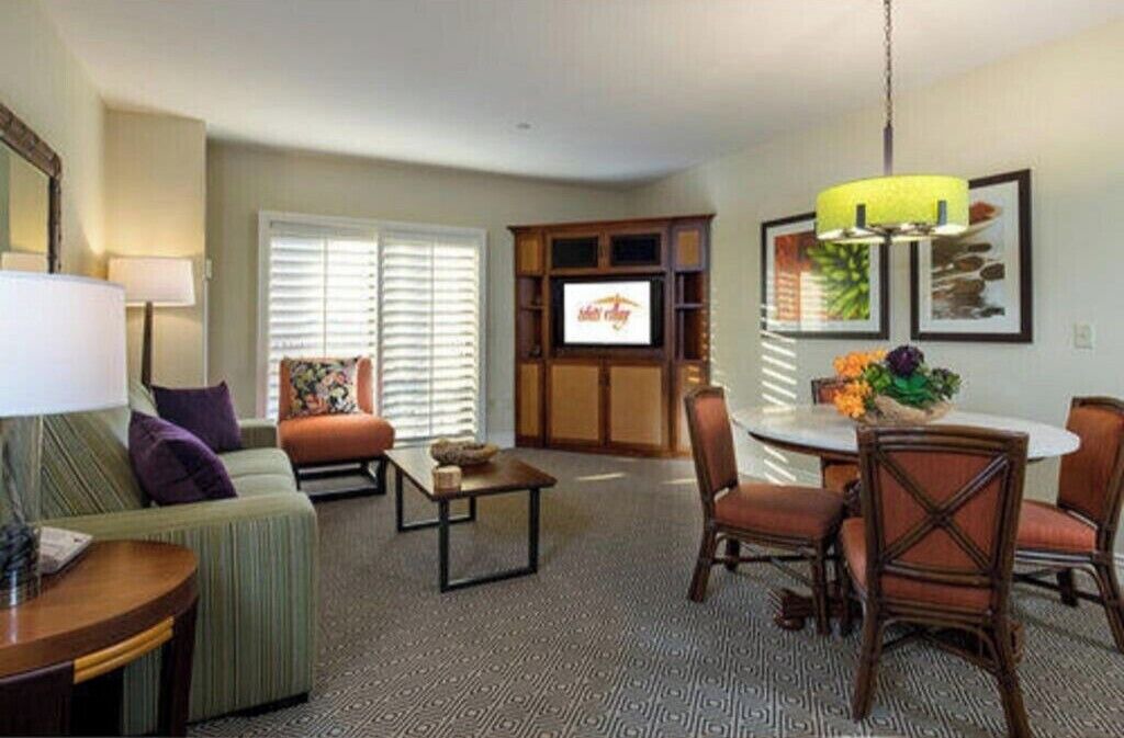 Photo of Livingroom in Enterprise