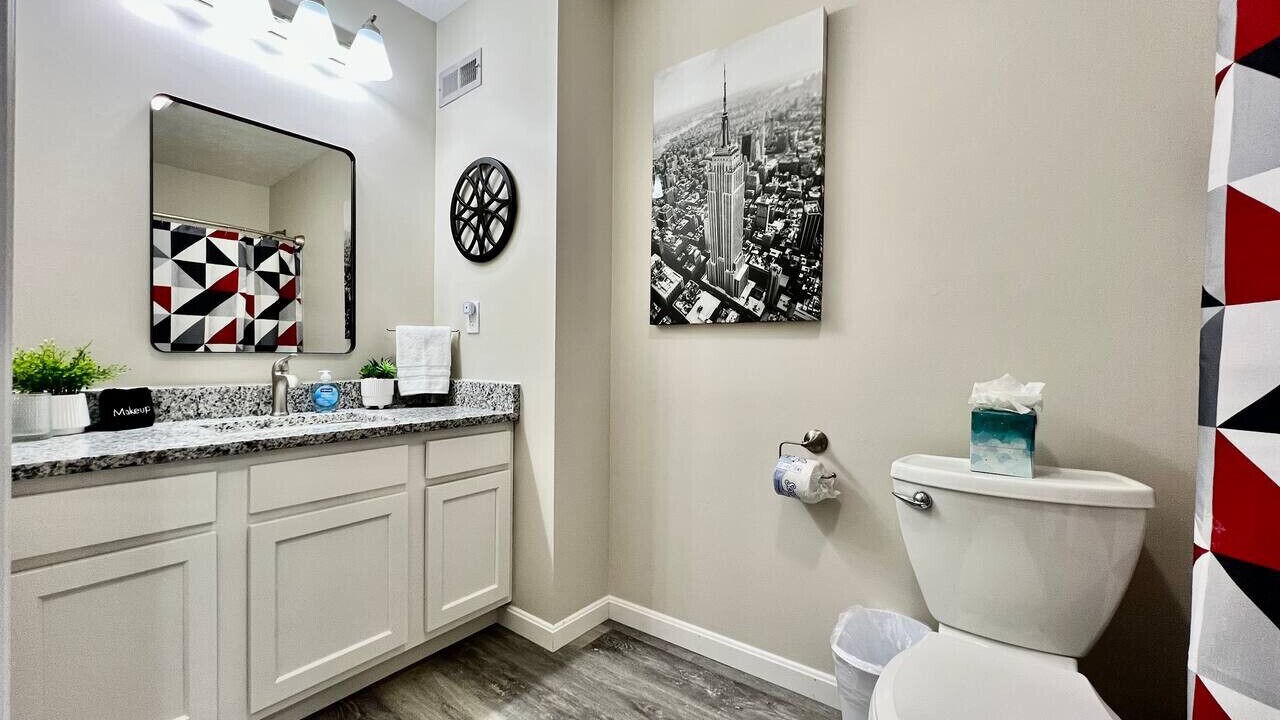 Photo of Bathroom in Lindenwald