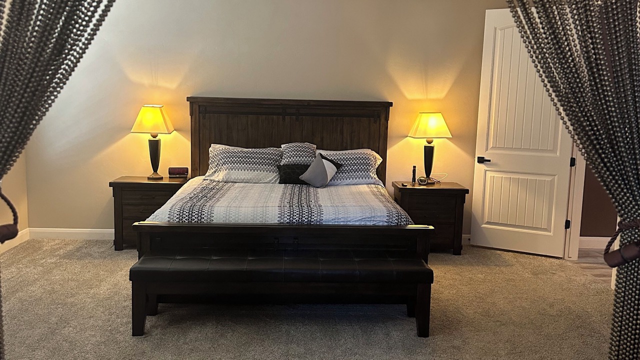 Photo of Bedroom in Hildale