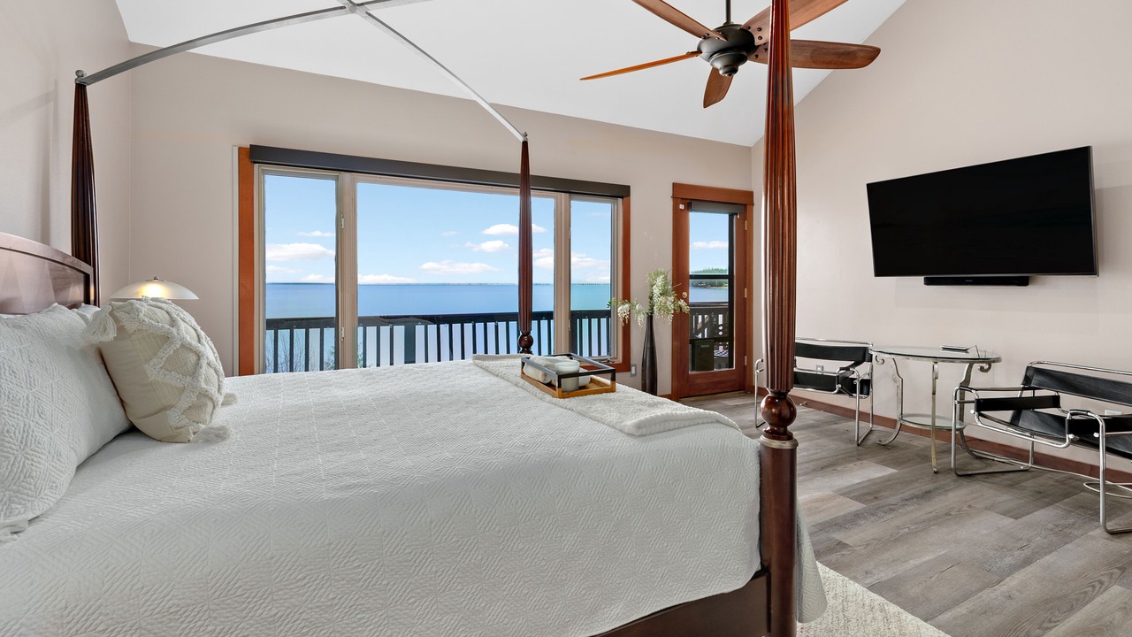 Photo of Bedroom in Sandpoint