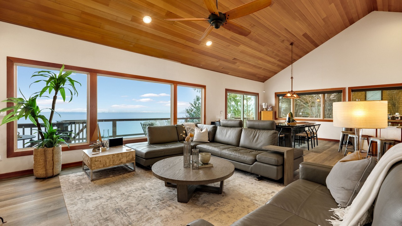 Photo of Bedroom in Sandpoint