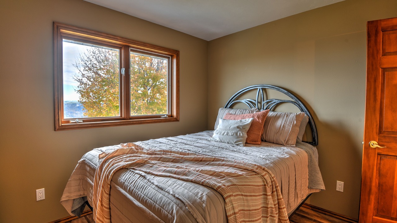 Photo of Bedroom in Buhl