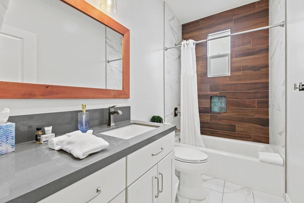 Photo of Bathroom in Point Loma Heights